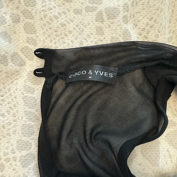 Sexy and classy black dress size medium - Picture 4 of 4